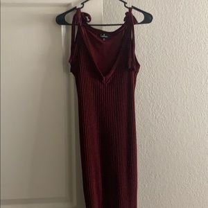 Maroon knee length bodycon dress